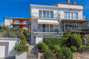 Lauschiges Studio nur 450 Meter zum Sandstrand mit privater Terrasse